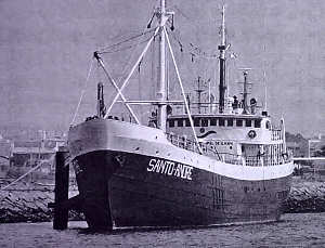 Navio museu Santo André (antigo barco bacalhoeiro). Clicar para ampliar.